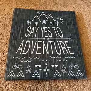 NWOT - Say Yes to Adventure - Photo album Grey/White